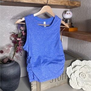 Lululemon License to Train Tight Fit Tank • Heathered
Blue • Sz 8